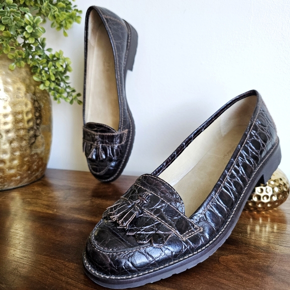 Talbots Crocodile Embossed Genuine Leather Tassel Penny Loafers Dark Brown, 7.5 - Picture 2 of 16